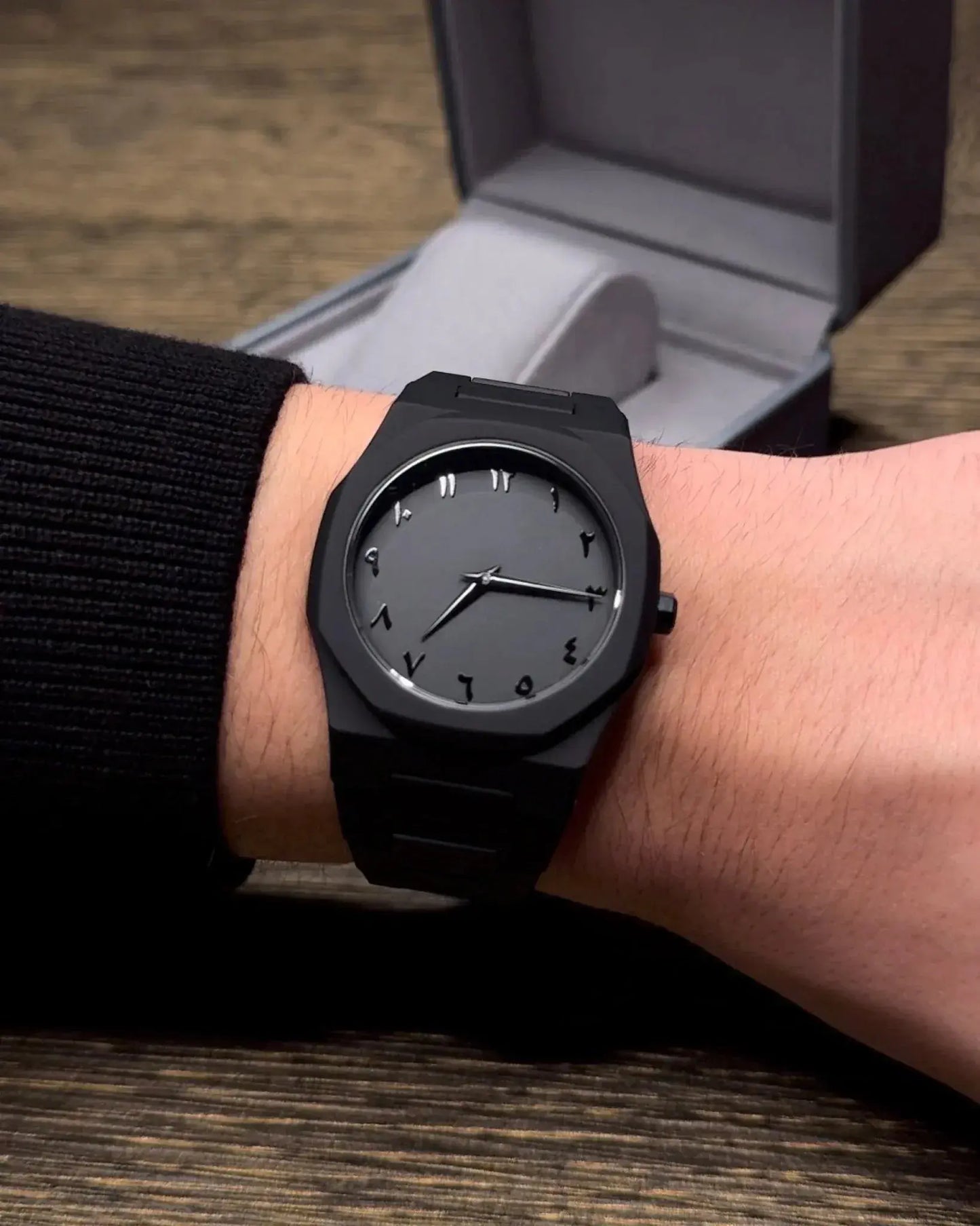 🔥Luxury Stainless Steel Arabic Numeral Watch for Men – Black Quartz Wrist Watch